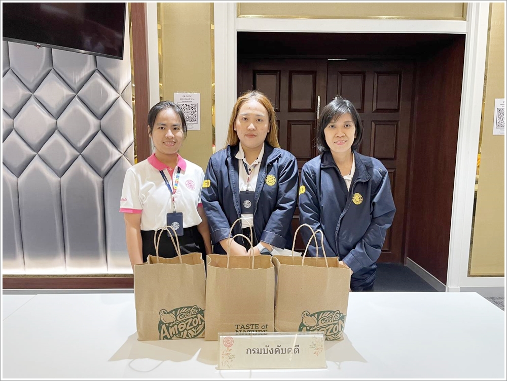 กรมบังคับคดี ร่วมทำบุญตักบาตรกิจกรรมเสริมสร้างคุณธรรมจริยธรรม บุคลากรกระทรวงยุติธรรม ครั้งที่ 8/2567